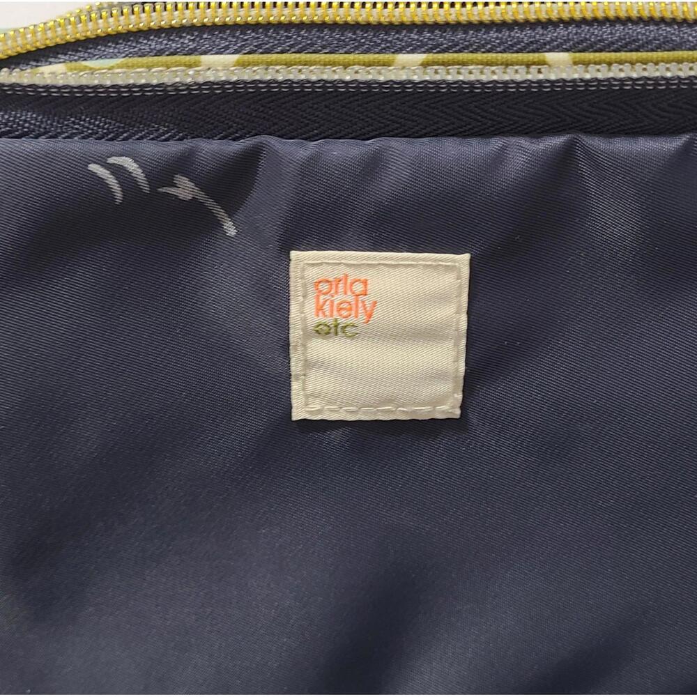 Orla Kiely Bag  Teal Green Floral Waxcoated Makeup Cosmetic Pouch Travel Storage - Picture 9 of 9